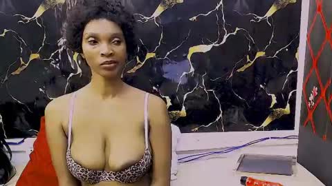 Snapshot of caramelminxx_ chatting on June 20, 2026, 8:39 am caramelminxx_ online show from June 20, 2026, 8:39 am