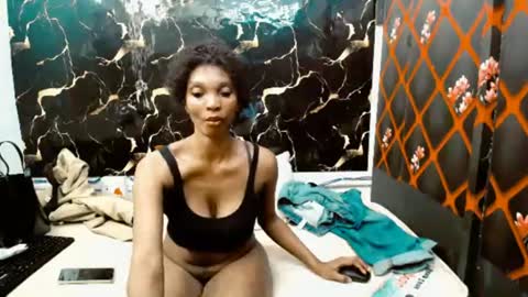 Snapshot of caramelminxx_ chatting on June 27, 2026, 7:46 am caramelminxx_ online show from June 27, 2026, 7:46 am
