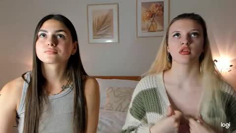 Snapshot of caressyourself chatting on January 9, 2025, 2:18 pm caressyourself online show from January 9, 2025, 2:18 pm