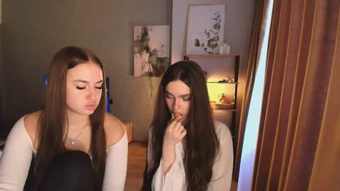 Snapshot of caressyourself chatting on December 1, 2025, 5:34 am caressyourself online show from December 1, 2025, 5:34 am