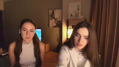 Snapshot of caressyourself chatting on December 4, 2025, 5:39 am caressyourself online show from December 4, 2025, 5:39 am