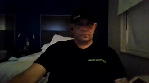 Snapshot of carguy4fun chatting on May 2, 2026, 1:21 am carcouple4fun online show from May 2, 2026, 1:21 am