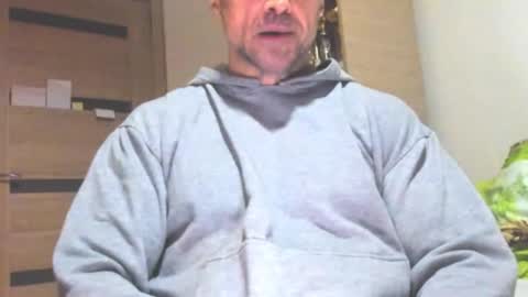 Laz online show from November 9, 2025, 6:50 pm