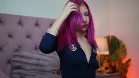 Snapshot of carinafoxy chatting on March 1, 2026, 10:01 pm Carina online show from March 1, 2026, 10:01 pm