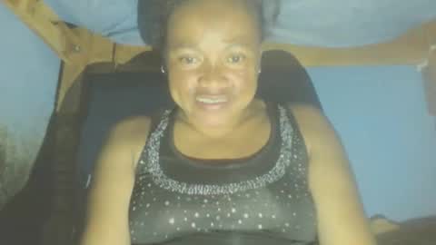 Snapshot of carinesexy69 chatting on January 18, 2026, 1:48 pm carinesexy69 online show from January 18, 2026, 1:48 pm