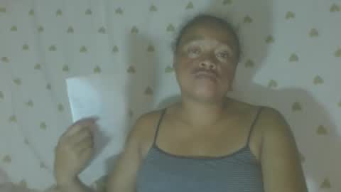 Snapshot of carinesexy69 chatting on February 5, 2026, 11:37 am carinesexy69 online show from February 5, 2026, 11:37 am