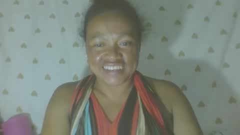 Snapshot of carinesexy69 chatting on February 6, 2026, 2:09 pm carinesexy69 online show from February 6, 2026, 2:09 pm