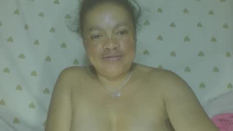 Snapshot of carinesexy69 chatting on June 6, 2026, 11:53 pm carinesexy69 online show from June 6, 2026, 11:53 pm