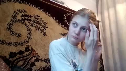 Snapshot of carissaalderson chatting on May 25, 2026, 2:17 am Kira online show from May 25, 2026, 2:17 am