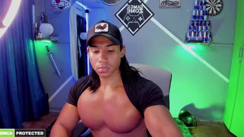 Snapshot of carl_smithh chatting on January 24, 2025, 4:59 am Carl online show from January 24, 2025, 4:59 am