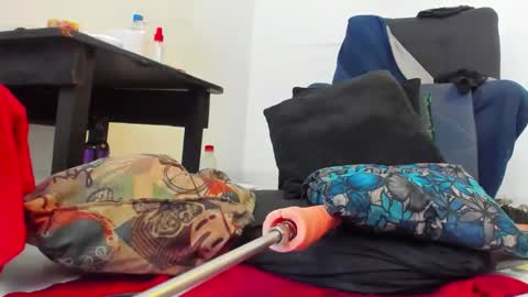 Snapshot of carla_prestige chatting on December 2, 2025, 2:56 pm carla_prestige online show from December 2, 2025, 2:56 pm