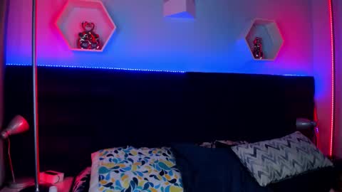 carla online show from February 10, 2026, 5:00 am