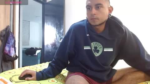 Snapshot of carlandelli1 chatting on February 12, 2026, 3:07 pm carlandelli1 online show from February 12, 2026, 3:07 pm