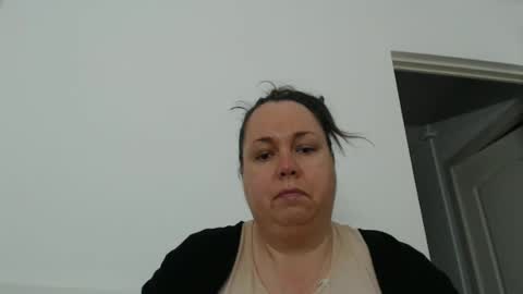 Snapshot of carlaruth chatting on April 14, 2026, 3:01 am Carlaruth online show from April 14, 2026, 3:01 am