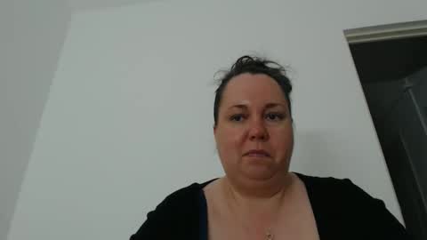 Snapshot of carlaruth chatting on April 20, 2026, 3:20 am Carlaruth online show from April 20, 2026, 3:20 am