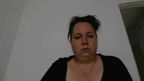 Snapshot of carlaruth chatting on April 21, 2026, 3:46 am Carlaruth online show from April 21, 2026, 3:46 am