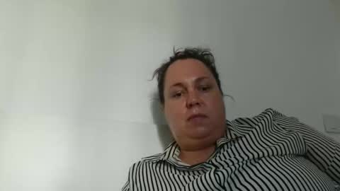 Snapshot of carlaruth chatting on April 23, 2026, 12:29 pm Carlaruth online show from April 23, 2026, 12:29 pm