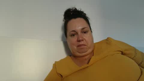 Snapshot of carlaruth chatting on May 6, 2026, 4:34 pm Carlaruth online show from May 6, 2026, 4:34 pm