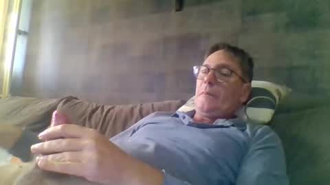 carlonebraska112233 online show from October 15, 2025, 7:41 am