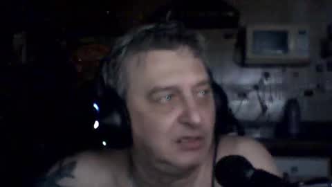 Snapshot of carlos712009 chatting on February 13, 2026, 8:21 am carlos712009 online show from February 13, 2026, 8:21 am