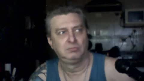 carlos712009 online show from March 12, 2026, 8:09 am