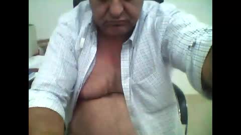 carlos8711 online show from September 23, 2025, 4:10 pm