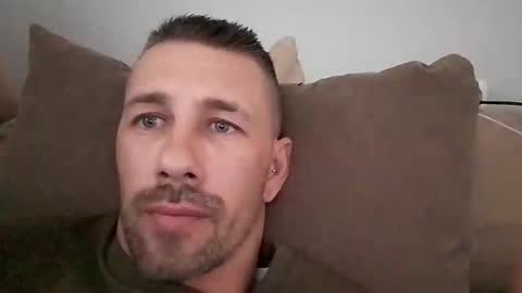 Snapshot of carloscadiz11 chatting on November 2, 2025, 2:41 pm carloscadiz11 online show from November 2, 2025, 2:41 pm