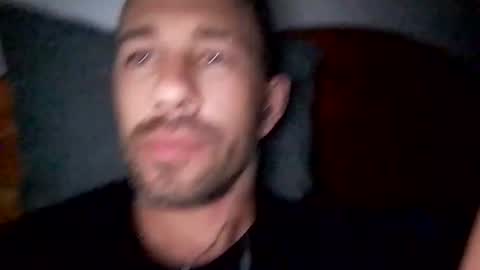 Snapshot of carloscadiz11 chatting on November 18, 2025, 12:49 am carloscadiz11 online show from November 18, 2025, 12:49 am