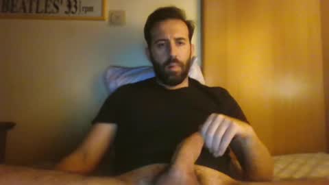 Carlos Enorme online show from May 3, 2026, 11:33 pm