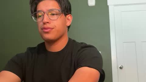 carlos online show from November 18, 2025, 4:44 pm