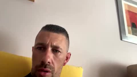 carlosrm440882 online show from May 6, 2026, 1:27 pm