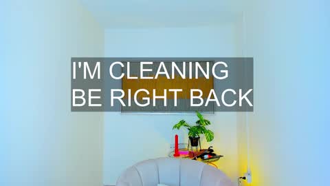 Snapshot of carlota_peach chatting on February 1, 2025, 9:00 am Andrea online show from February 1, 2025, 9:00 am