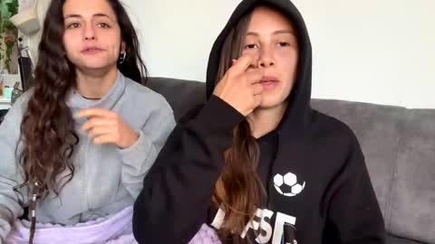 Snapshot of carlotta4you chatting on December 31, 2024, 8:04 am Carlotta4you online show from December 31, 2024, 8:04 am