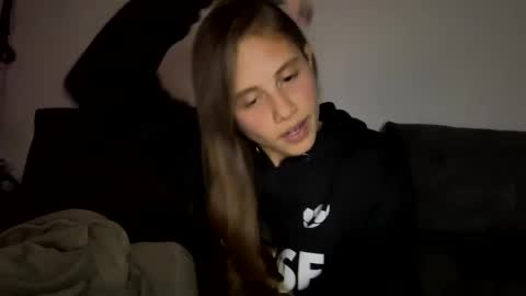 Snapshot of carlotta4you chatting on January 21, 2025, 10:51 pm Carlotta4you online show from January 21, 2025, 10:51 pm