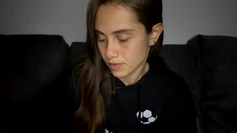 Snapshot of carlotta4you chatting on March 9, 2025, 2:29 am Carlotta4you online show from March 9, 2025, 2:29 am