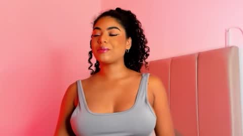 Littlecarly  online show from January 16, 2026, 9:19 pm