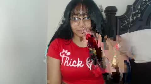 Snapshot of carmellovekisses chatting on September 28, 2025, 8:14 pm CARAMEL xoxo online show from September 28, 2025, 8:14 pm