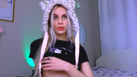 carmen__crybaby online show from September 22, 2025, 5:15 pm