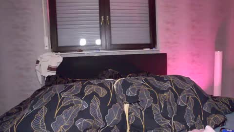 Snapshot of carmen_monroe chatting on September 19, 2025, 7:47 pm Luci online show from September 19, 2025, 7:47 pm