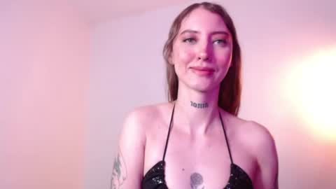 Snapshot of carmennrusso chatting on February 7, 2026, 4:43 pm carmennrusso online show from February 7, 2026, 4:43 pm