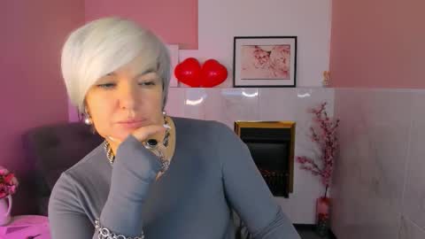 Carmen online show from February 9, 2026, 8:46 pm