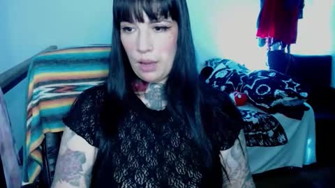 Snapshot of carmillaross chatting on October 7, 2025, 1:36 am CARMILLA ROSS online show from October 7, 2025, 1:36 am