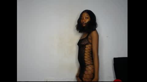 Snapshot of carobaby8 chatting on July 3, 2026, 4:08 am caroline online show from July 3, 2026, 4:08 am