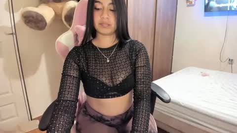 Snapshot of carol_gomez73 chatting on March 31, 2026, 4:57 am carol gomez73 online show from March 31, 2026, 4:57 am