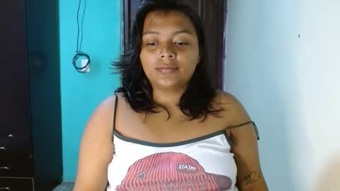 Snapshot of carol_lil1 chatting on March 25, 2026, 3:01 am carol_lil1 online show from March 25, 2026, 3:01 am