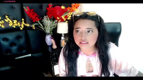 Carolaine01 online show from February 19, 2025, 9:36 pm