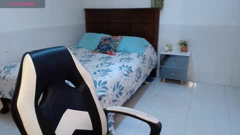 Carol de la torre online show from October 24, 2025, 2:24 pm