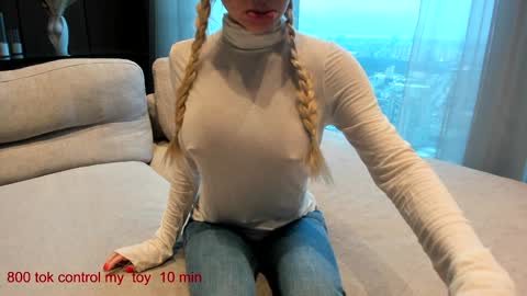 Snapshot of carolinaherera chatting on December 29, 2024, 7:28 am Lina.I will online 1 December online show from December 29, 2024, 7:28 am