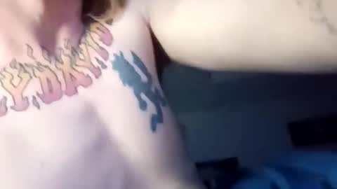 carolinajuggalo17 online show from April 4, 2026, 5:38 am