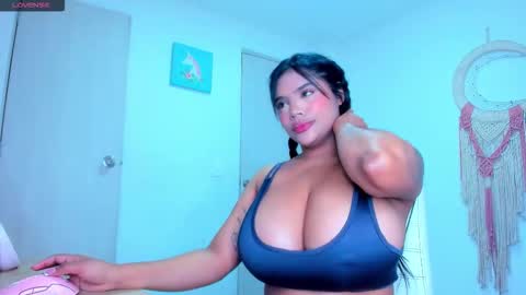 Carolina online show from October 10, 2025, 11:20 am